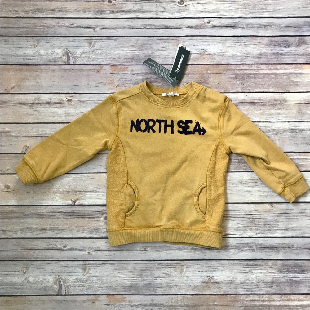 NWT 3 Pommes Sweatshirt